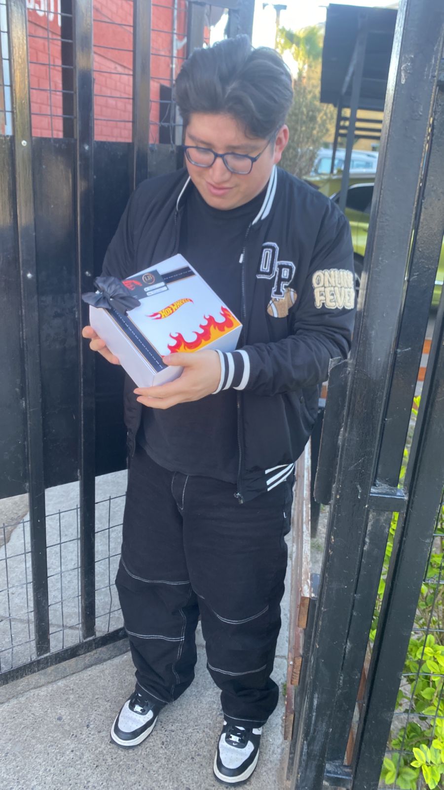Caja Hotwheels